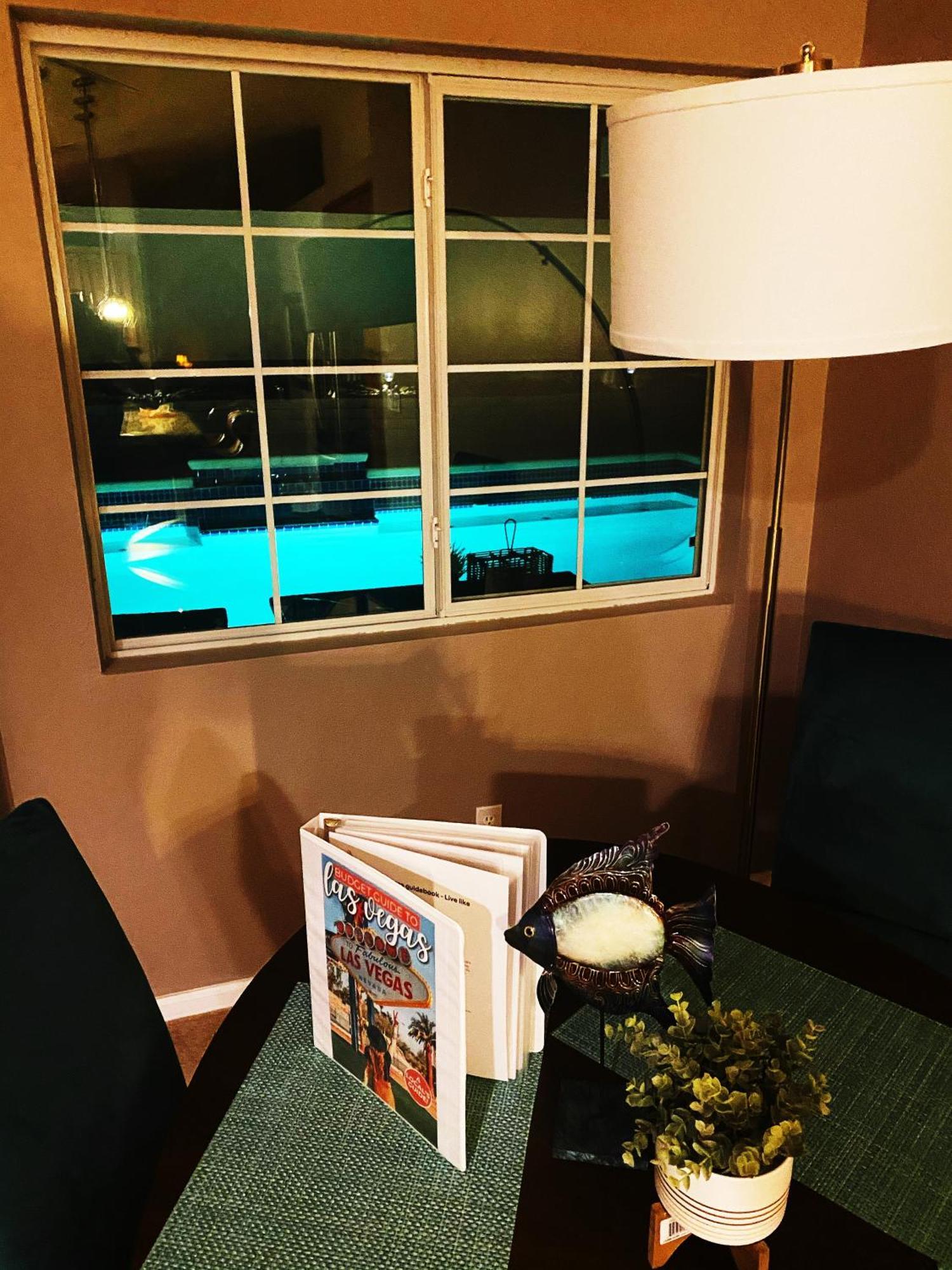 Amazing Heated Pool And Private Hot Tub 3Br In Heart Of Lv Villa Las Vegas Luaran gambar