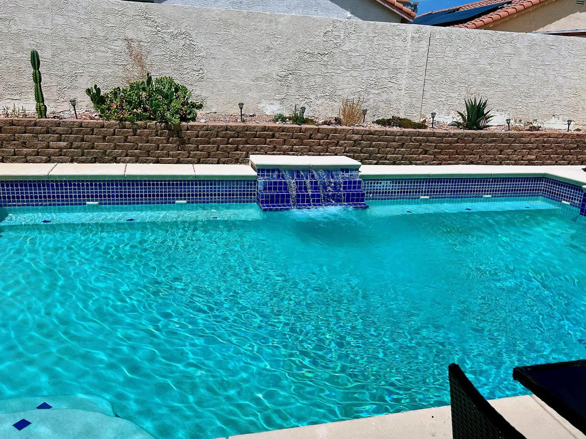 Amazing Heated Pool And Private Hot Tub 3Br In Heart Of Lv Villa Las Vegas Luaran gambar