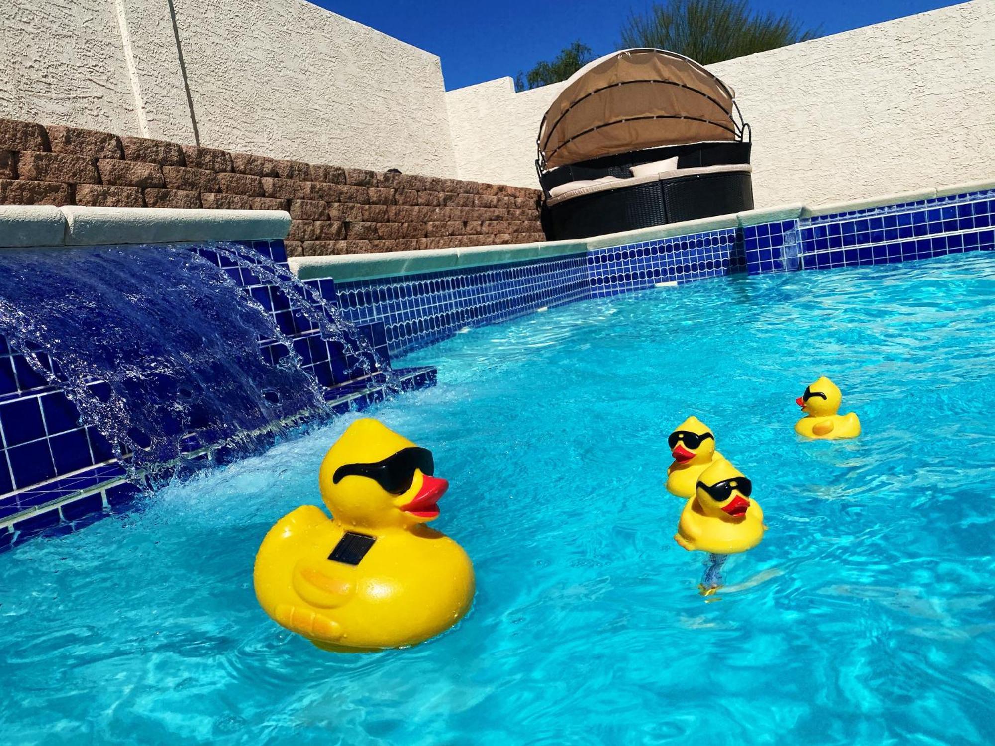 Amazing Heated Pool And Private Hot Tub 3Br In Heart Of Lv Villa Las Vegas Luaran gambar
