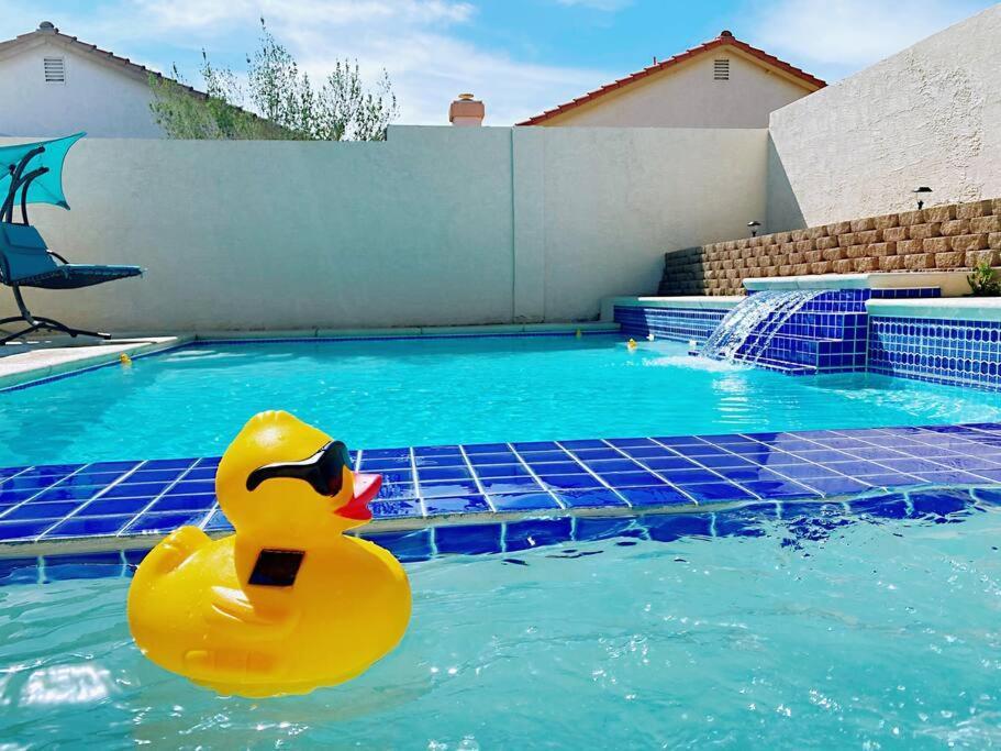 Amazing Heated Pool And Private Hot Tub 3Br In Heart Of Lv Villa Las Vegas Luaran gambar