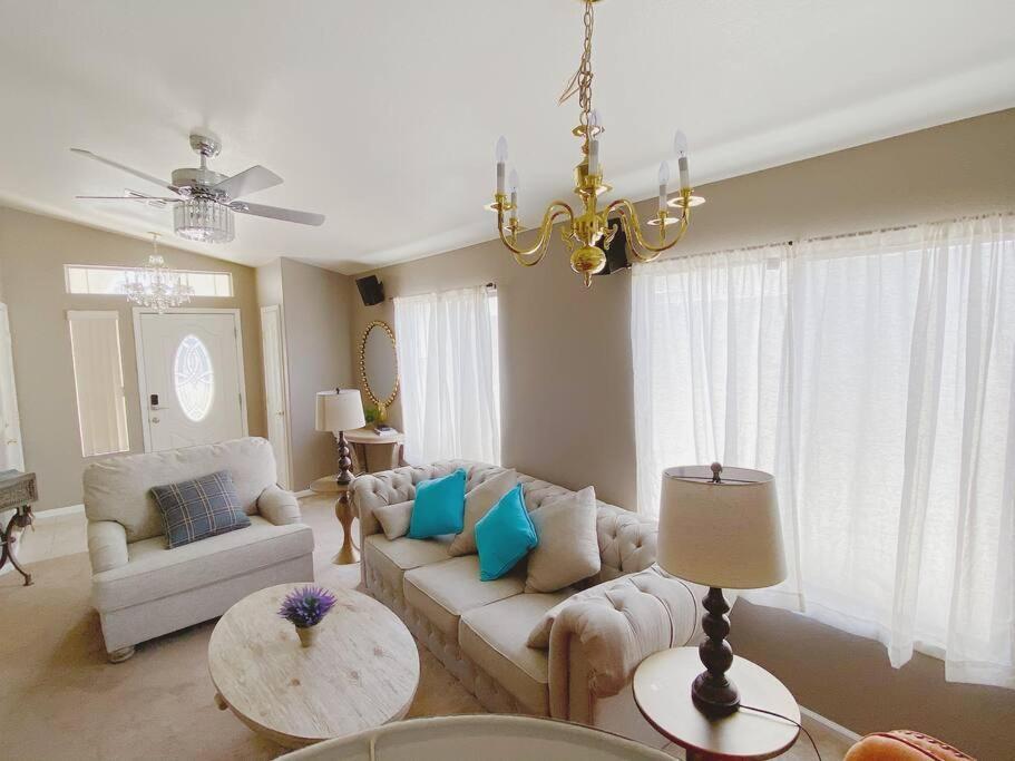 Amazing Heated Pool And Private Hot Tub 3Br In Heart Of Lv Villa Las Vegas Luaran gambar